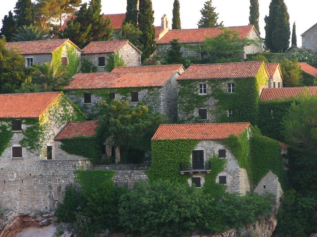 Дома в Святой Стефан, Черногория. Фото 38 – фотографии Черногории