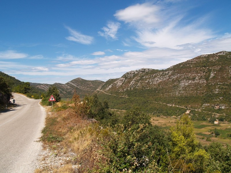 Дорога на острове Млет, Хорватия. Фото 1 – фотографии Хорватии