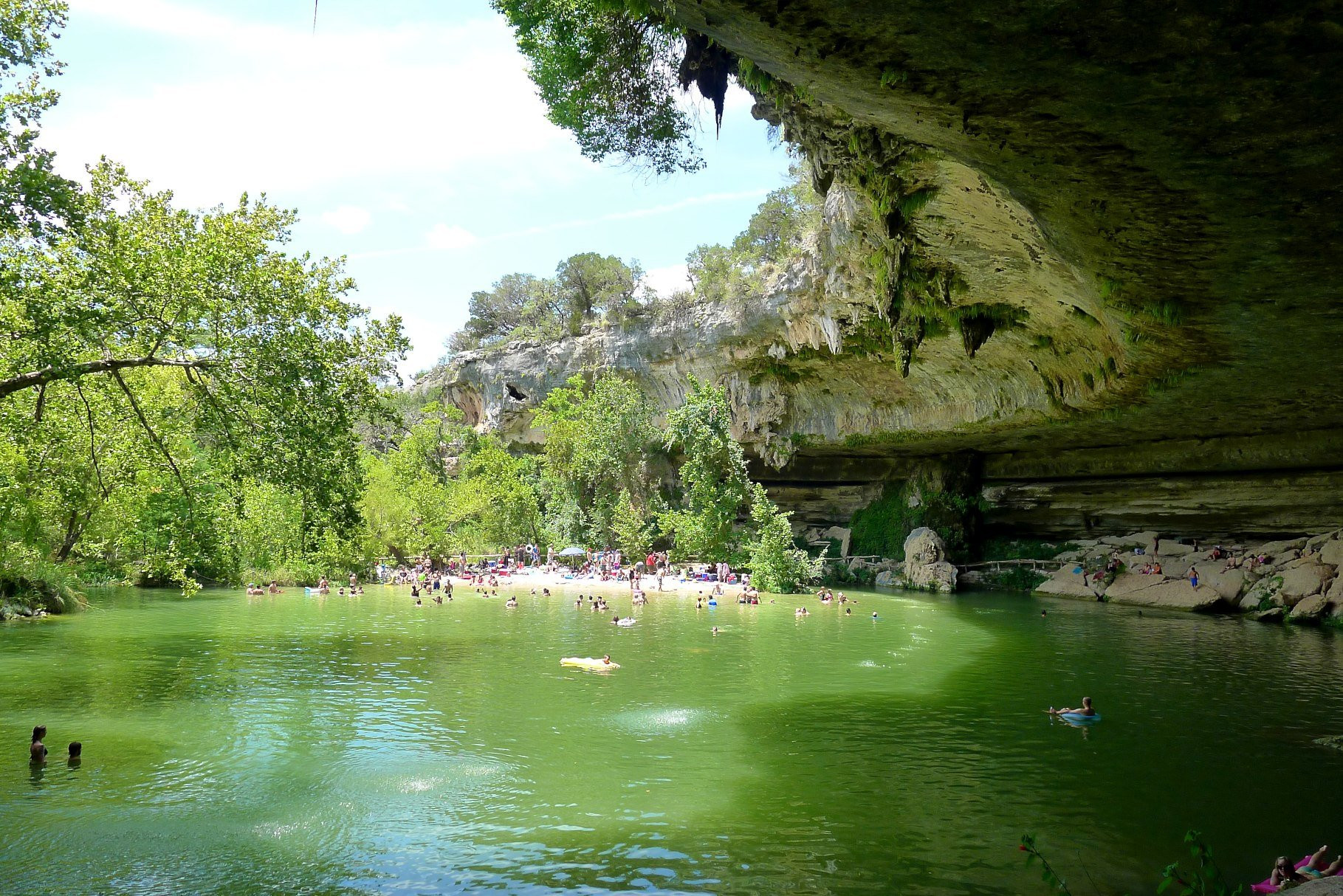 Подземное озеро Гамильтон Пул (Hamilton Pool) – фотографии США