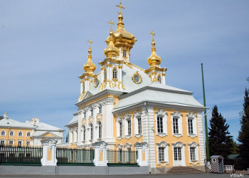 Большой Дворец в Петергофе, Россия – фотографии России