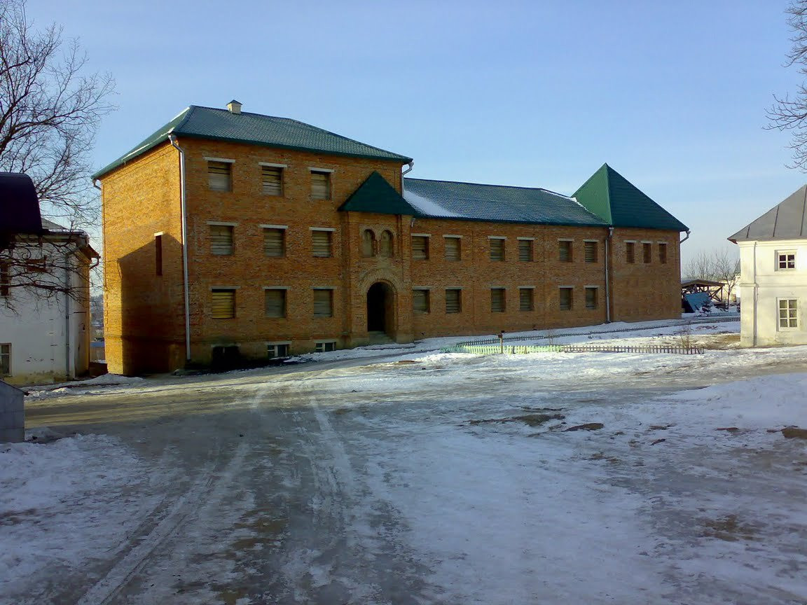 Улица в Рыльске, Россия. Фото 1 – фотографии России