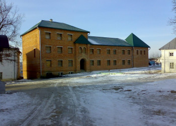 Улица в Рыльске, Россия. Фото 1 – фотографии России