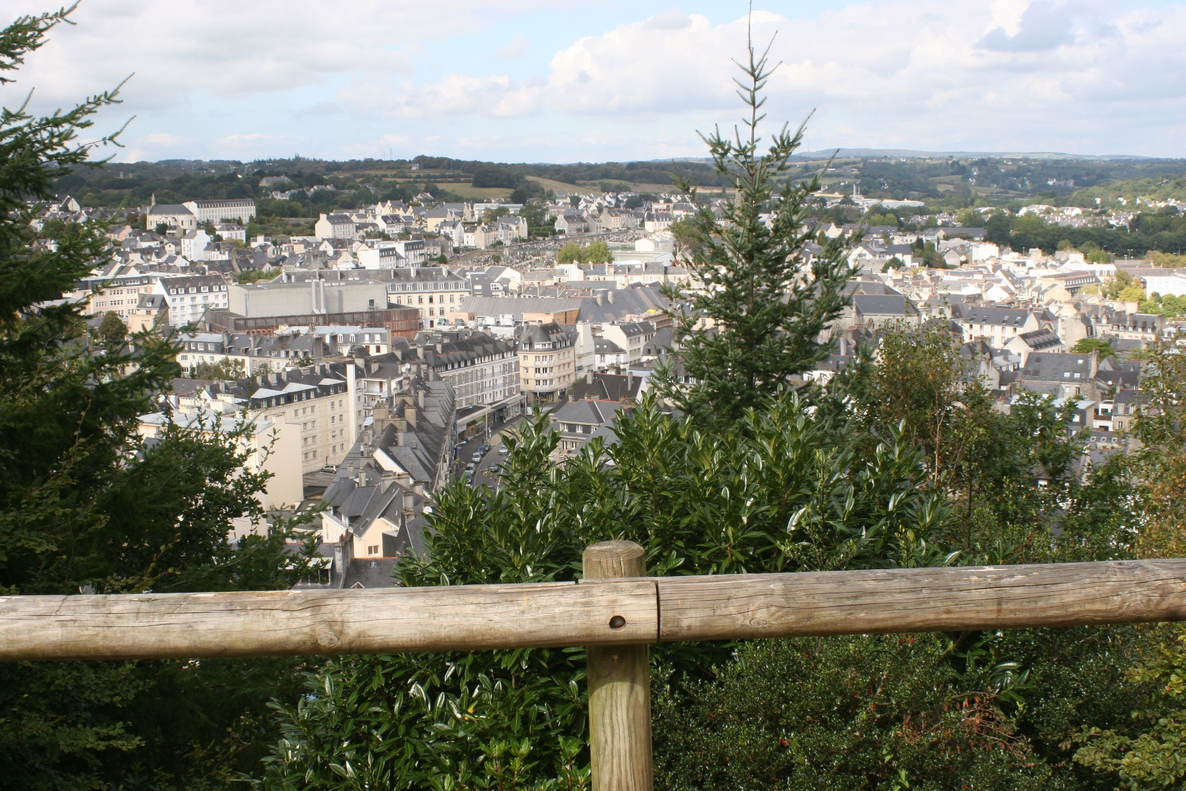 Панорамный вид в Кемпере, Франция – фотографии Франции
