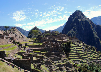 Панорама  Machu Pikchu – фотографии Перу