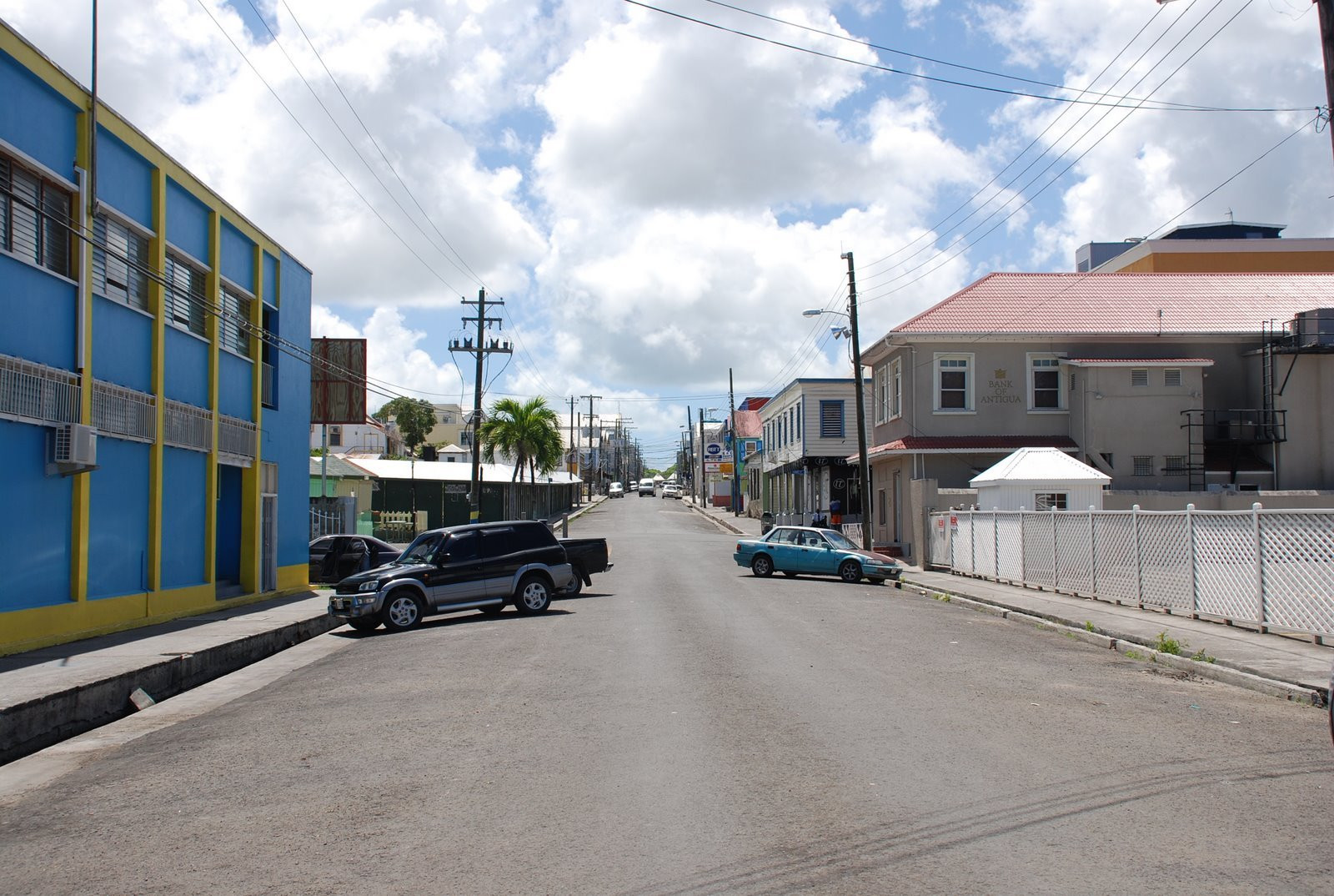 Улица на острове Антигуа. Фото 3 – фотографии Антигуа и Барбуды