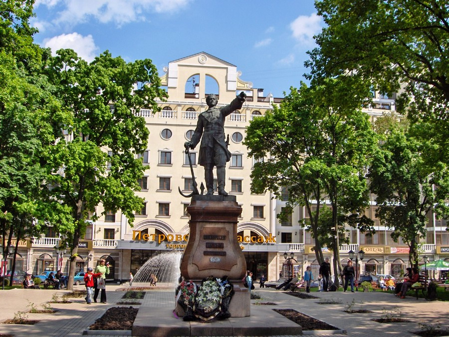 Памятник Петру I в Воронеже – фотографии России