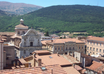 Л’Aквила, Италия – фотографии Италии