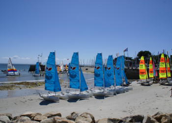 Парусники в Карнаке, Франция – фотографии Франции