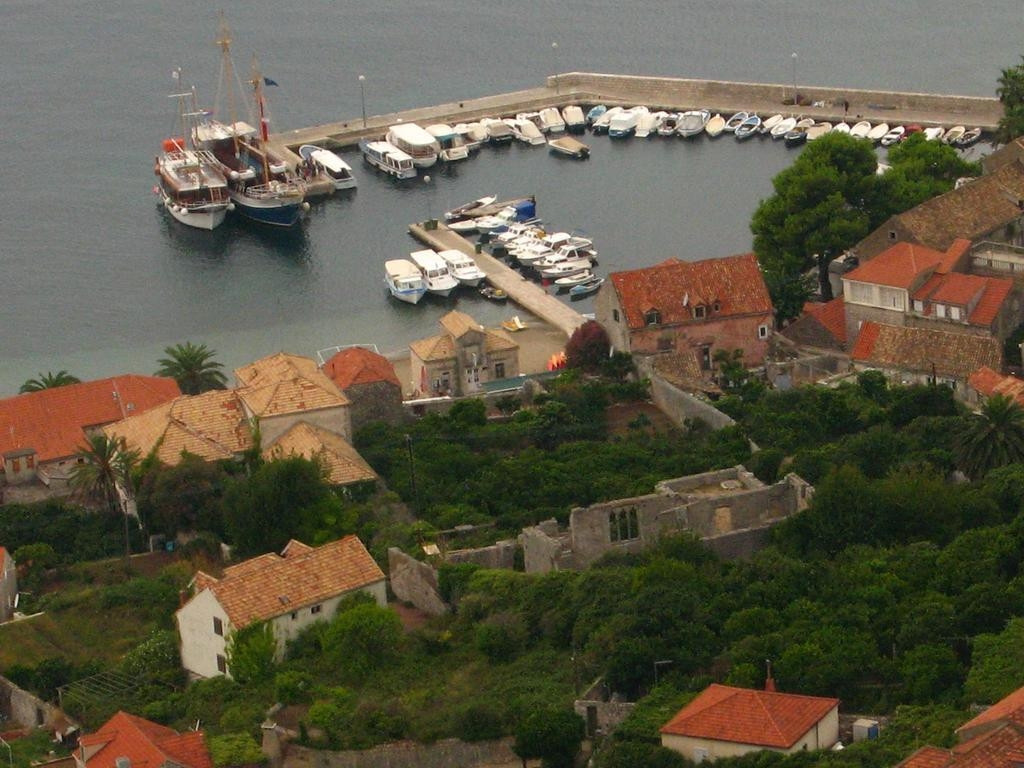 Причал на острове Лопуд, Хорватия – фотографии Хорватии