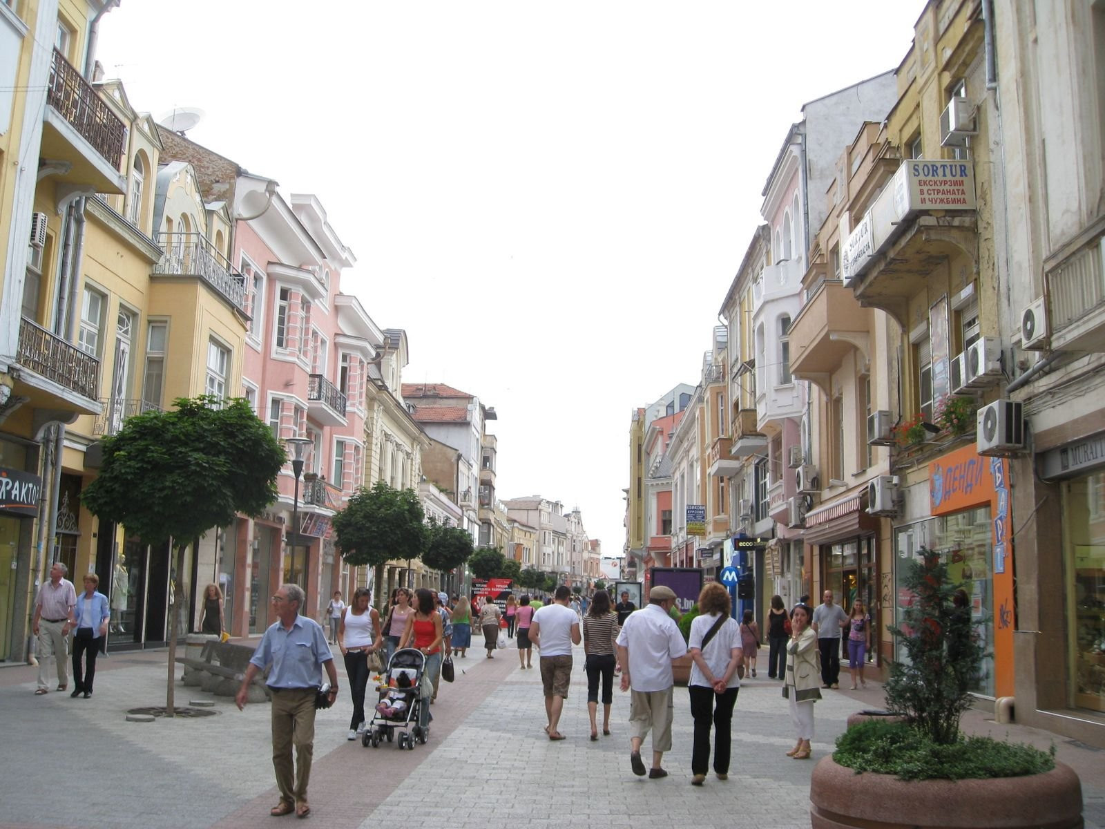 Улица в Пловдиве, Болгария. Фото 7 – фотографии Болгарии