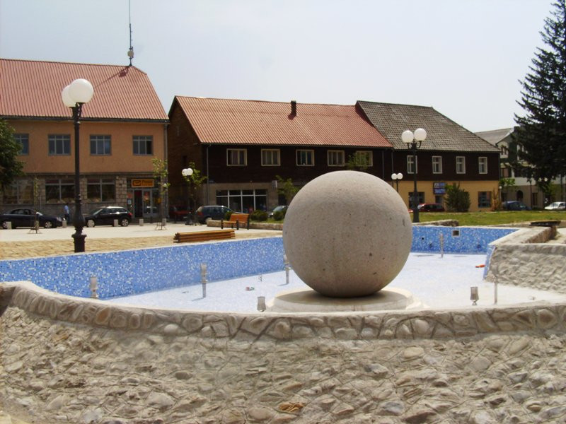 Фонтан в Колашин, Черногория. Фото 1 – фотографии Черногории