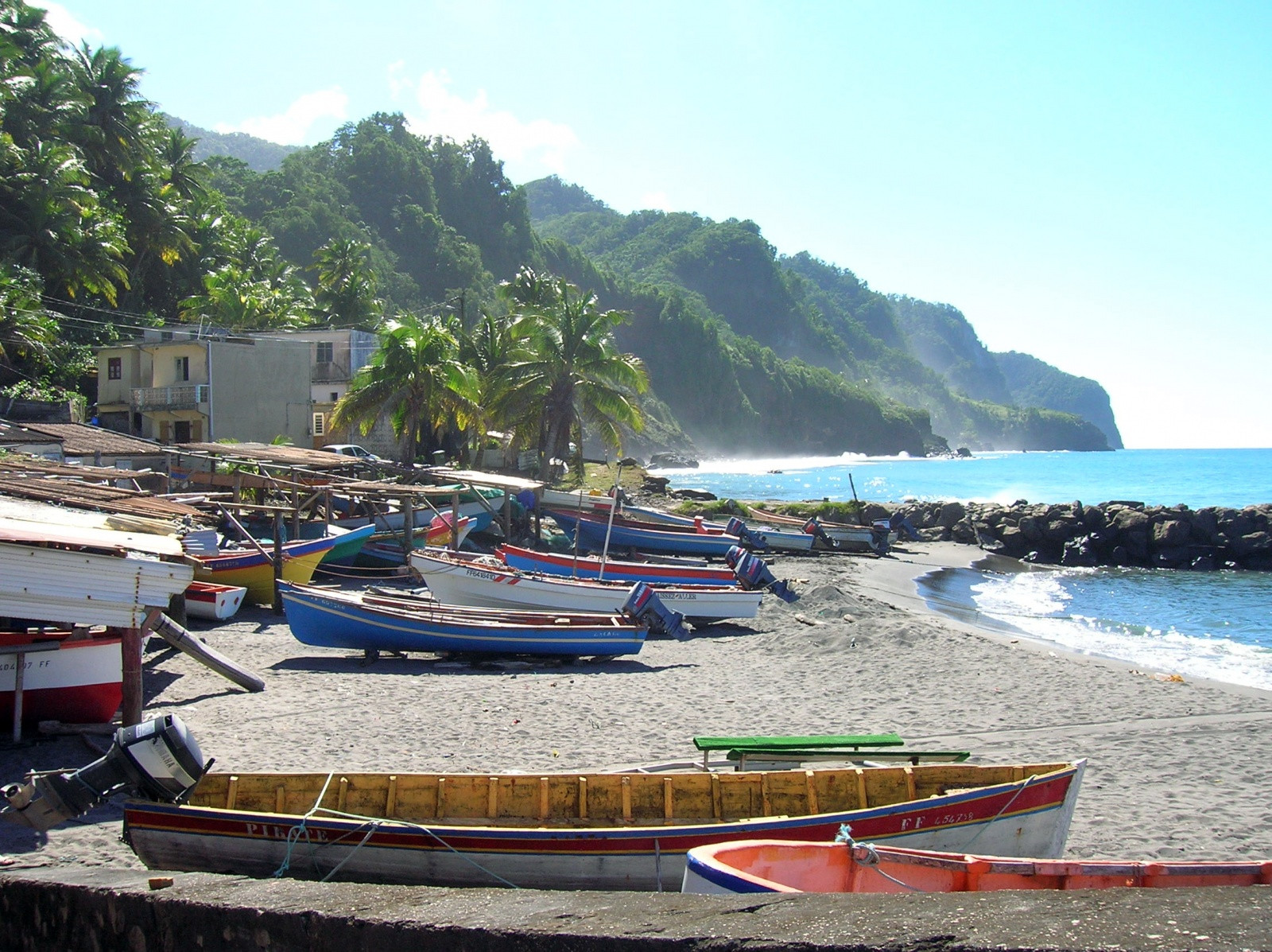 Главный пляж в Гран'Ривьер – фотографии Мартиники