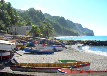 Главный пляж в Гран'Ривьер – фотографии Мартиники