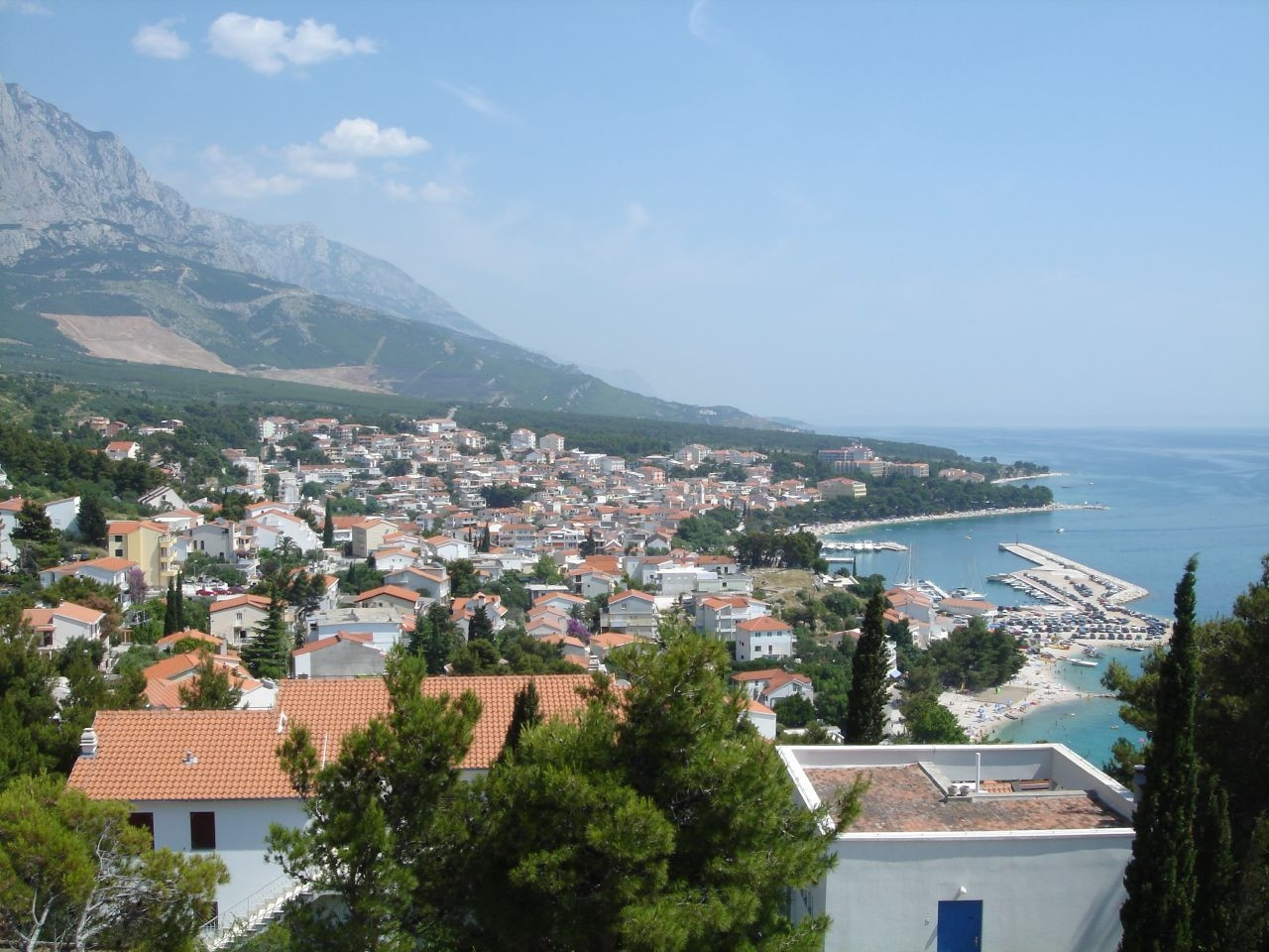 Панорамный вид в Башка Вода, Хорватия – фотографии Хорватии