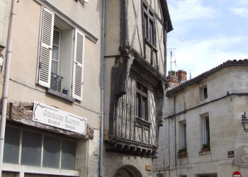 Дома в Коньяке, Франция. Фото 3 – фотографии Франции