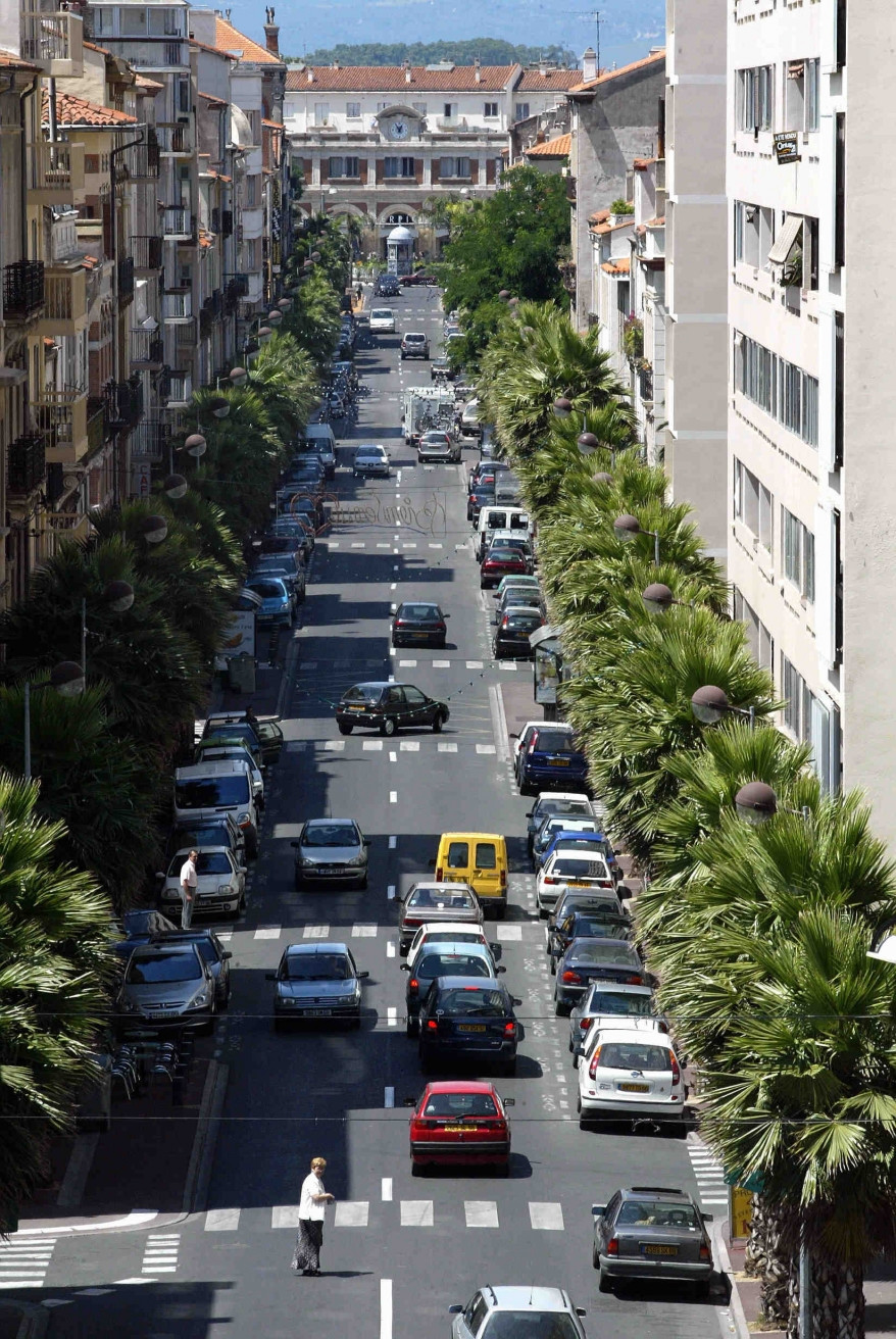 Транспорт в Перпиньяне, Франция – фотографии Франции