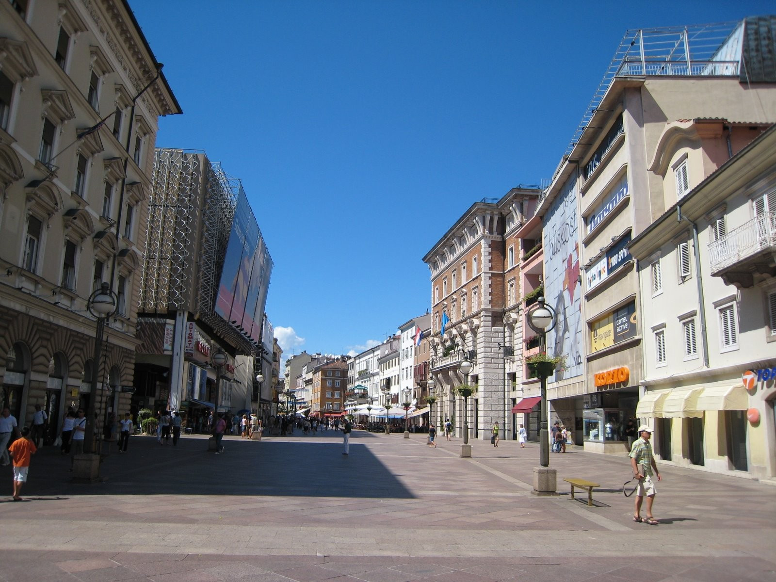 Улица в Риека, Хорватия – фотографии Хорватии