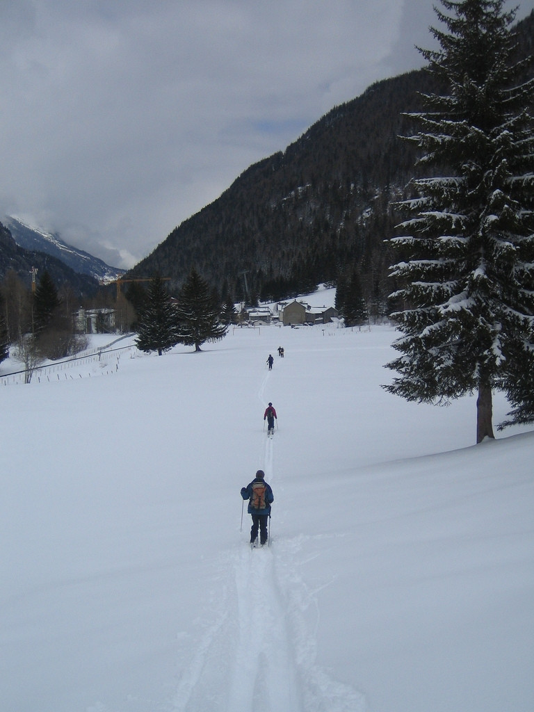 Лыжники в Валлорсине, Франция. Фото 2 – фотографии Франции
