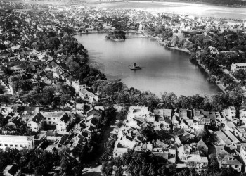 Озеро Хоанкьем (старое фото) – фотографии Вьетнама