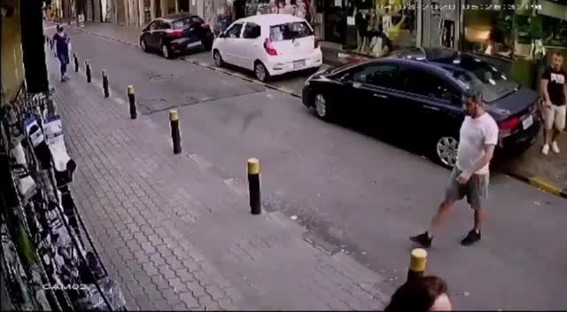 Улицы во время взрыва в Бейруте в порту – видео Ливана