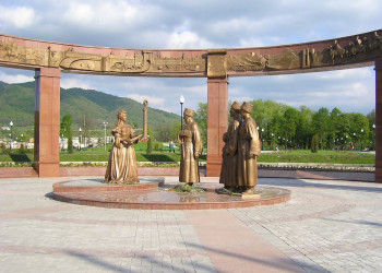 Скульптура в Владикавказе, Россия – фотографии России