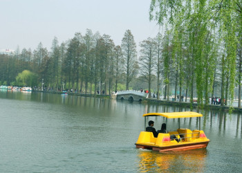 Озеро Дунху (Donghu Lake) в Китае. Фото 1 – фотографии Китая