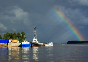 Катера на острове Кий, Россия – фотографии России
