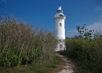 Маяк на острове Берри Айлендс, Багамские острова – фотографии Багамских островов