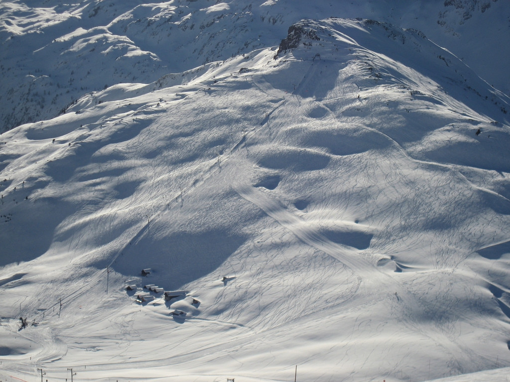 Снег в Ле-Тур, Франция – фотографии Франции