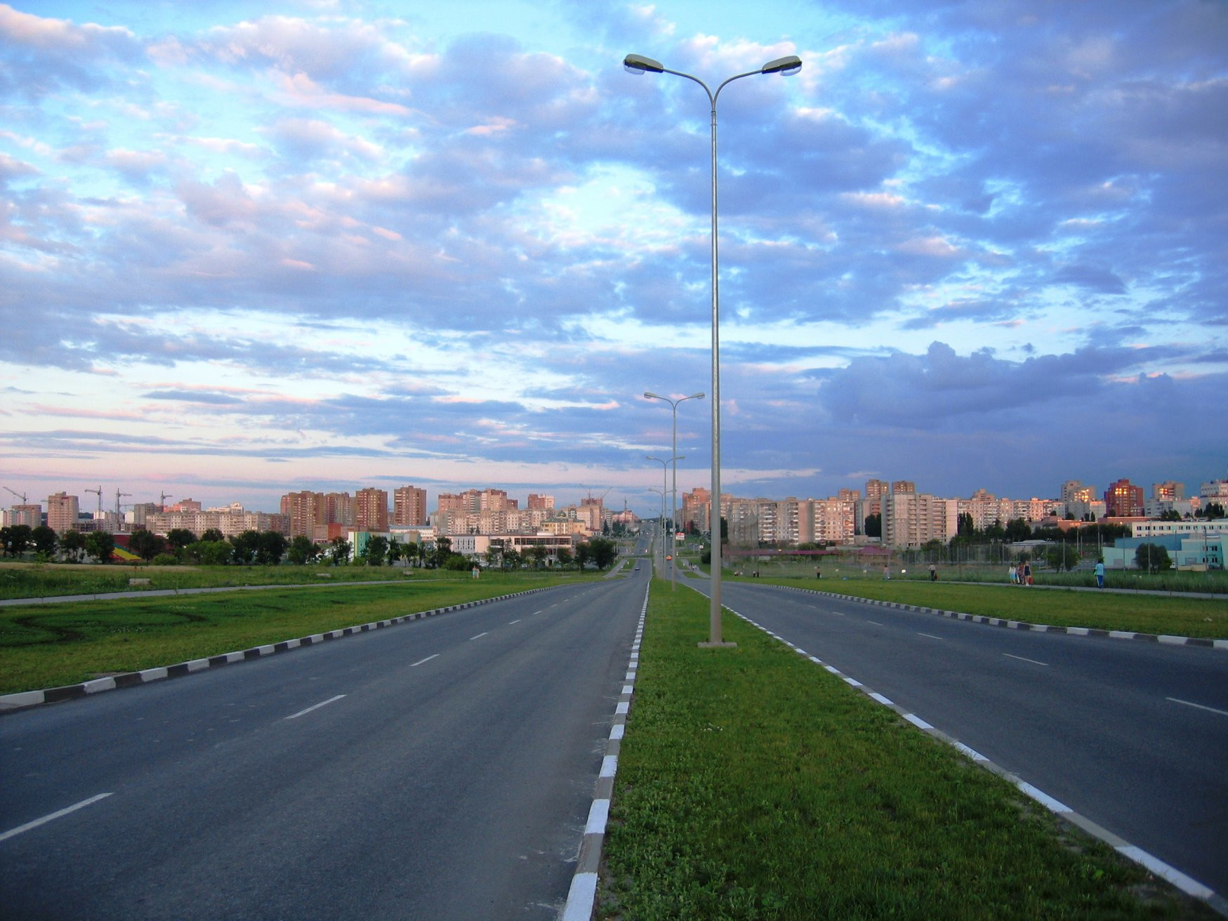 Дорога в Старом Осколе, Россия – фотографии России