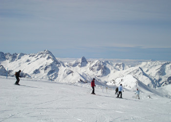 Лыжники в Ле-Дез-Альп, Франция. Фото 4 – фотографии Франции