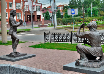 Памятник рудокопам в Томске – фотографии России