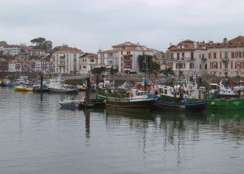 Яхты и катера в Сен-Жан-де-Люз, Франция. Фото 6 – фотографии Франции