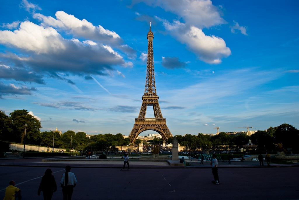 Эфелева башня в Париже, Франция. Фото 7 – фотографии Франции