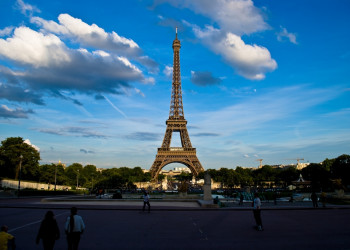 Эфелева башня в Париже, Франция. Фото 7 – фотографии Франции