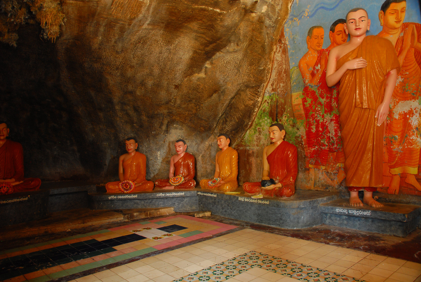 Храм Исурумуния, Анурадхапура, Шри-Ланка – фотографии Шри-Ланки