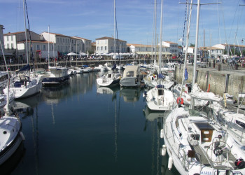 Яхты и катера на острове Ре, Франция. Фото 1 – фотографии Франции