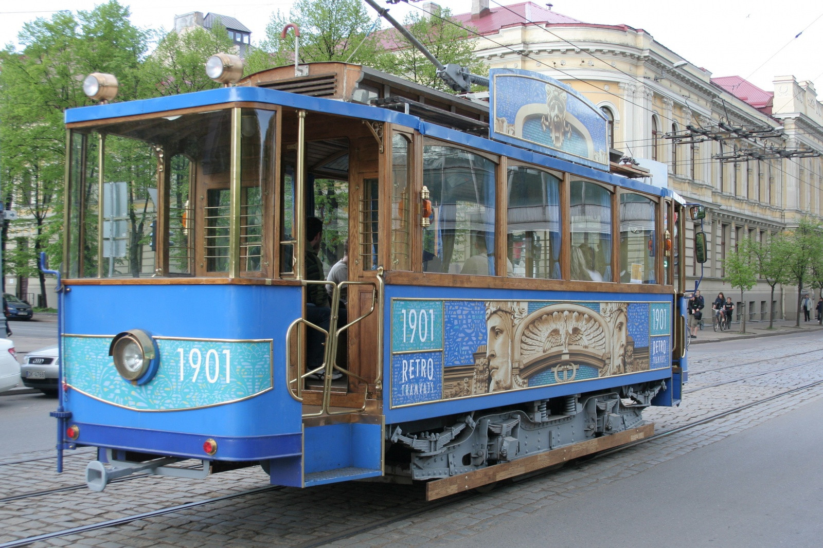Рижские ретро трамваи – фотографии Латвии
