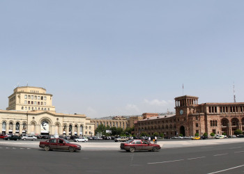 Площадь Республики в Ереване, Армения – фотографии Армении