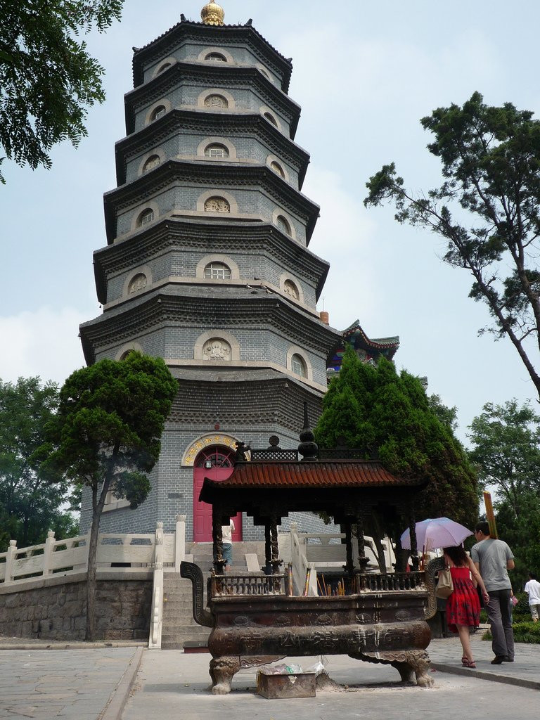 Храм Чжаншань (Zhanshan Temple) – фотографии Китая