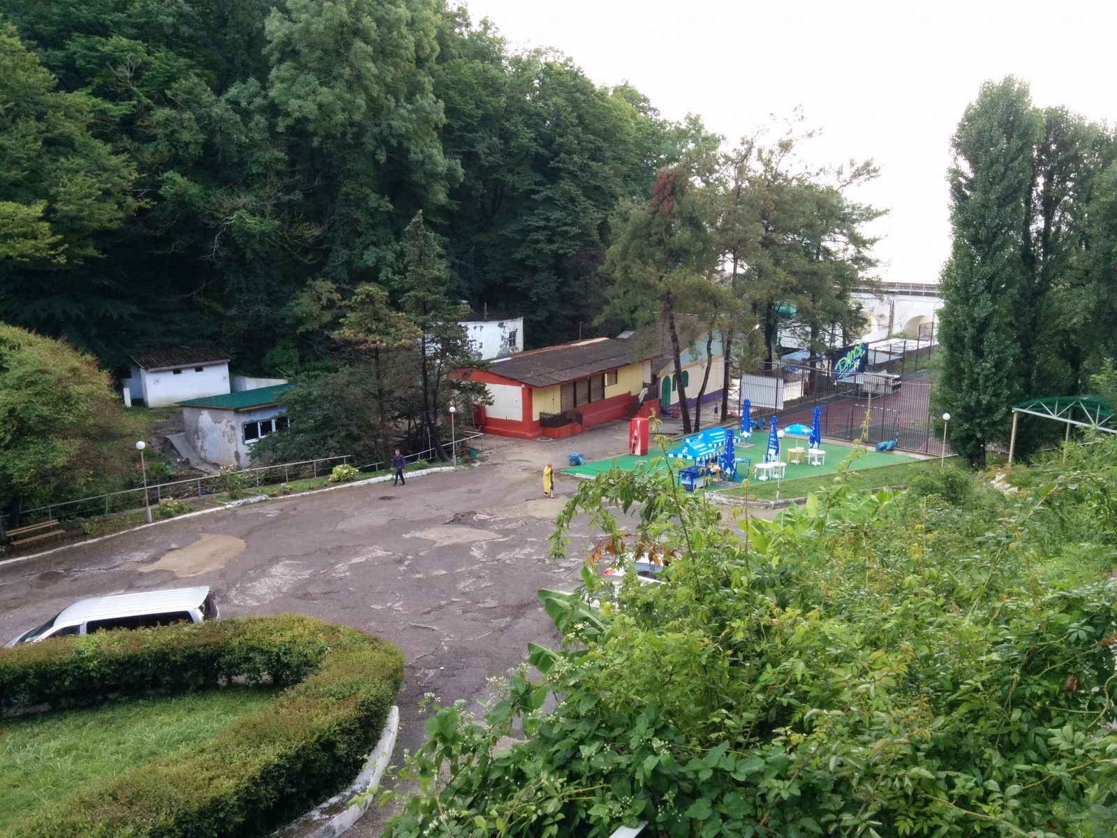 Возле пансионата Южный – фотографии России