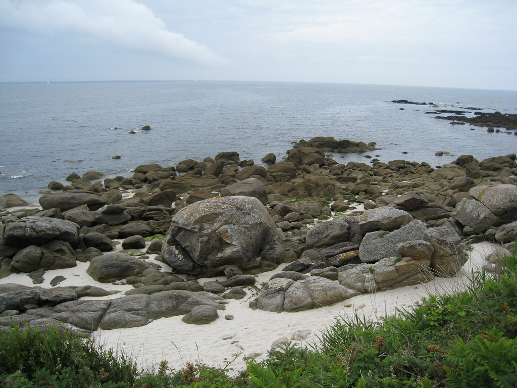 Берега в Фуэнане, Франция – фотографии Франции