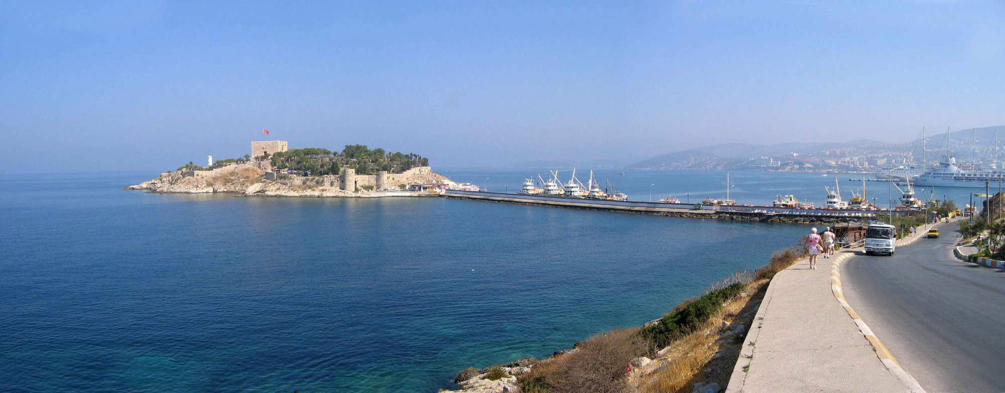 Кушадасы, Эгейский регион, Турция, фото № 47880 – фотографии Турции