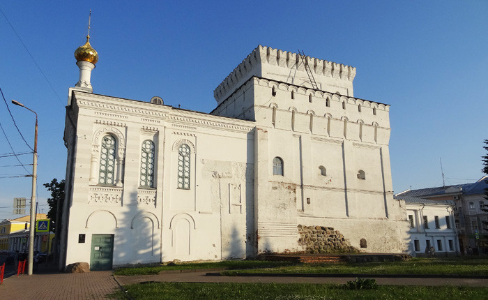 Знаменская башня, Ярославль – фотографии России