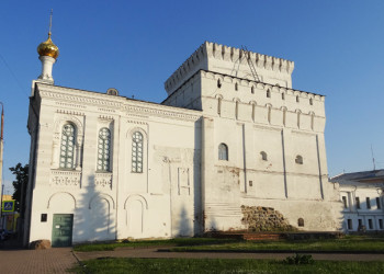 Знаменская башня, Ярославль – фотографии России