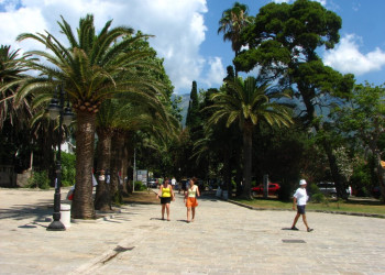 Улица в Будва, Черногория. Фото 7 – фотографии Черногории