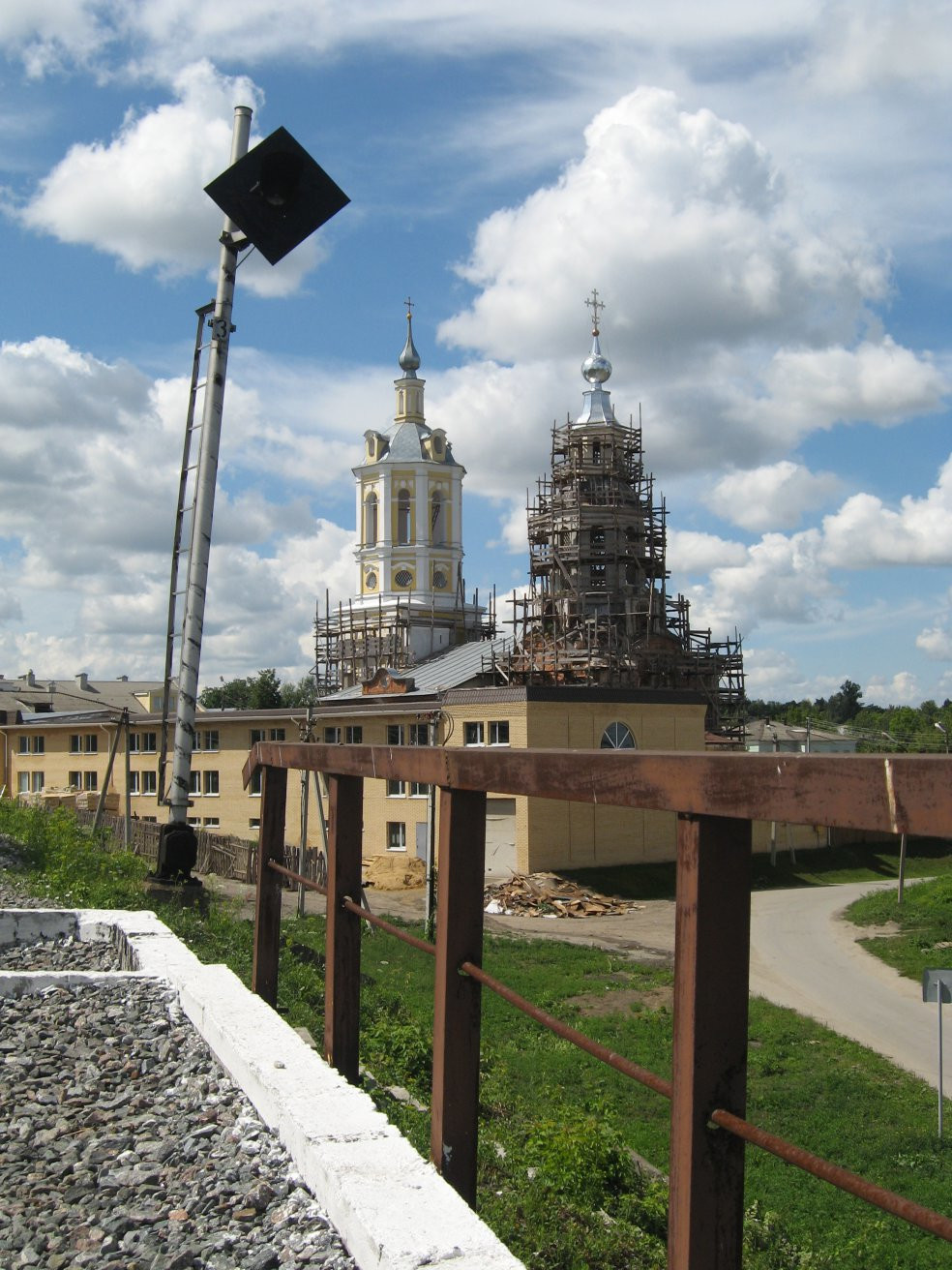 Церковь в Козельске, Россия. Фото 7 – фотографии России