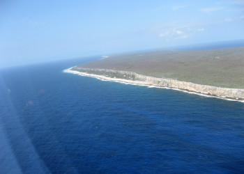 Побережье острова Кайман-Брак – фотографии Каймановых островов