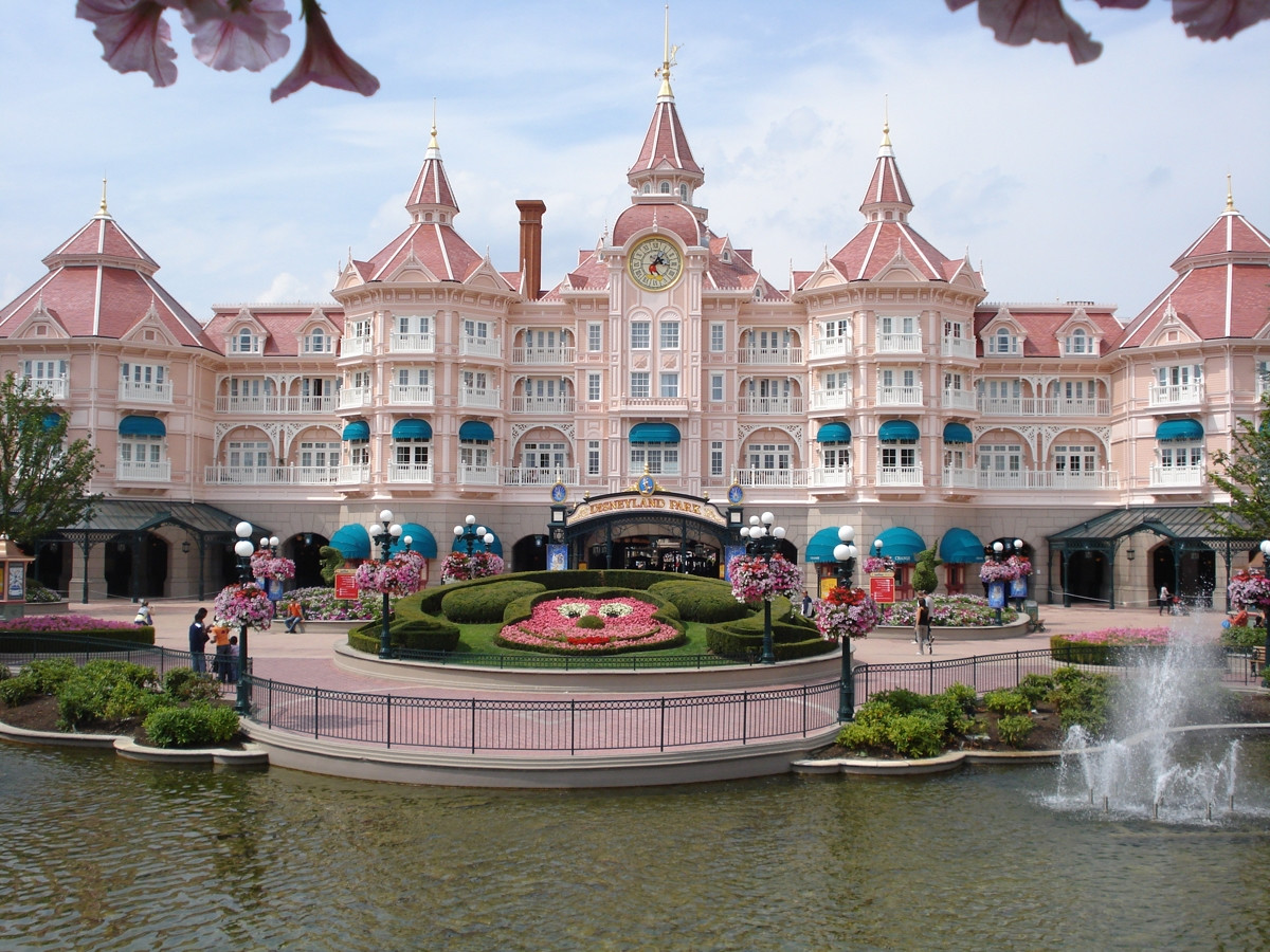 Замок в Диснейленде, Франция. Фото 4 – фотографии Франции