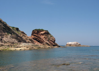 Скалы в Андае, Франция. Фото 2 – фотографии Франции